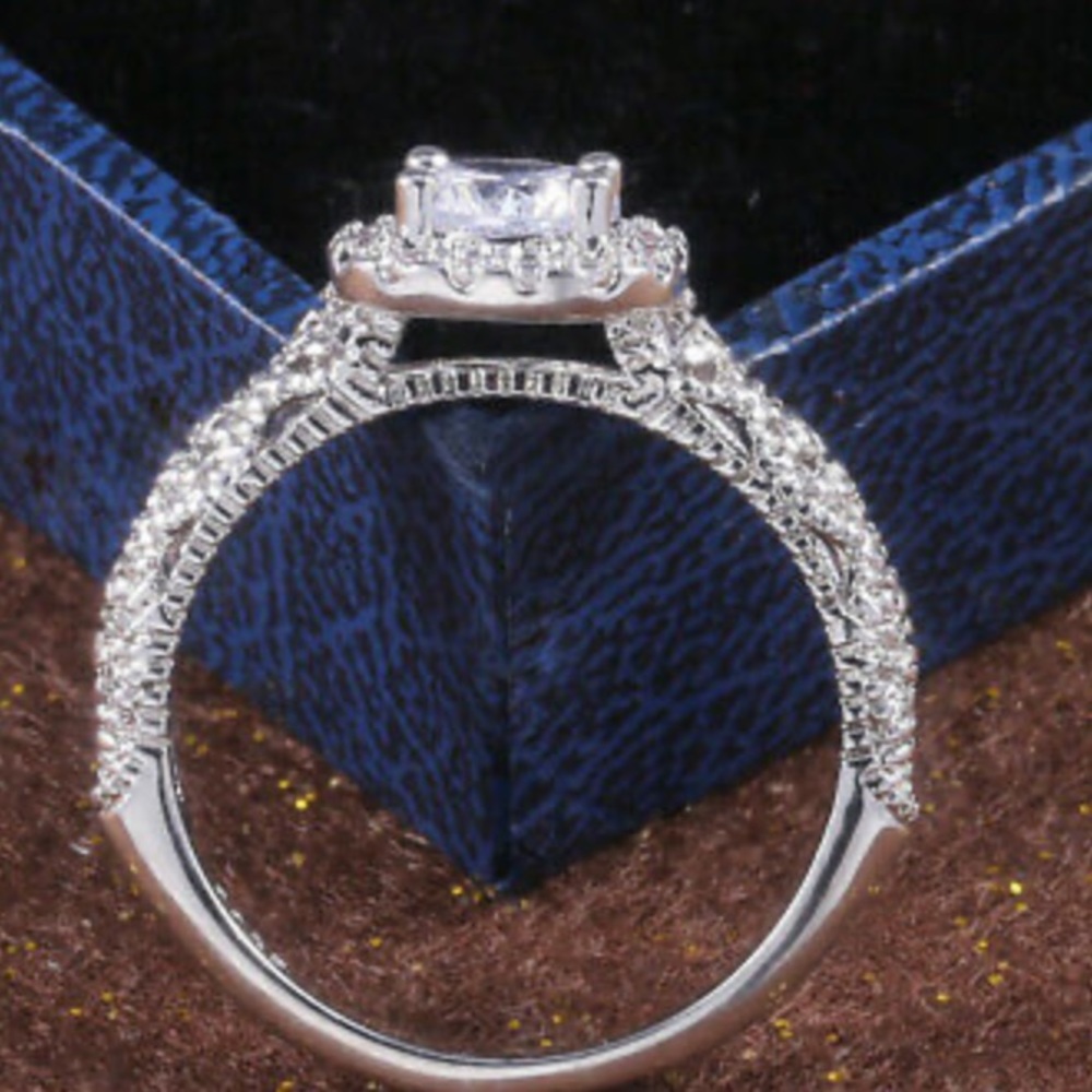 NEW 925 Sterling Silver Sparkling ✨ Ring - Picture 5 of 10
